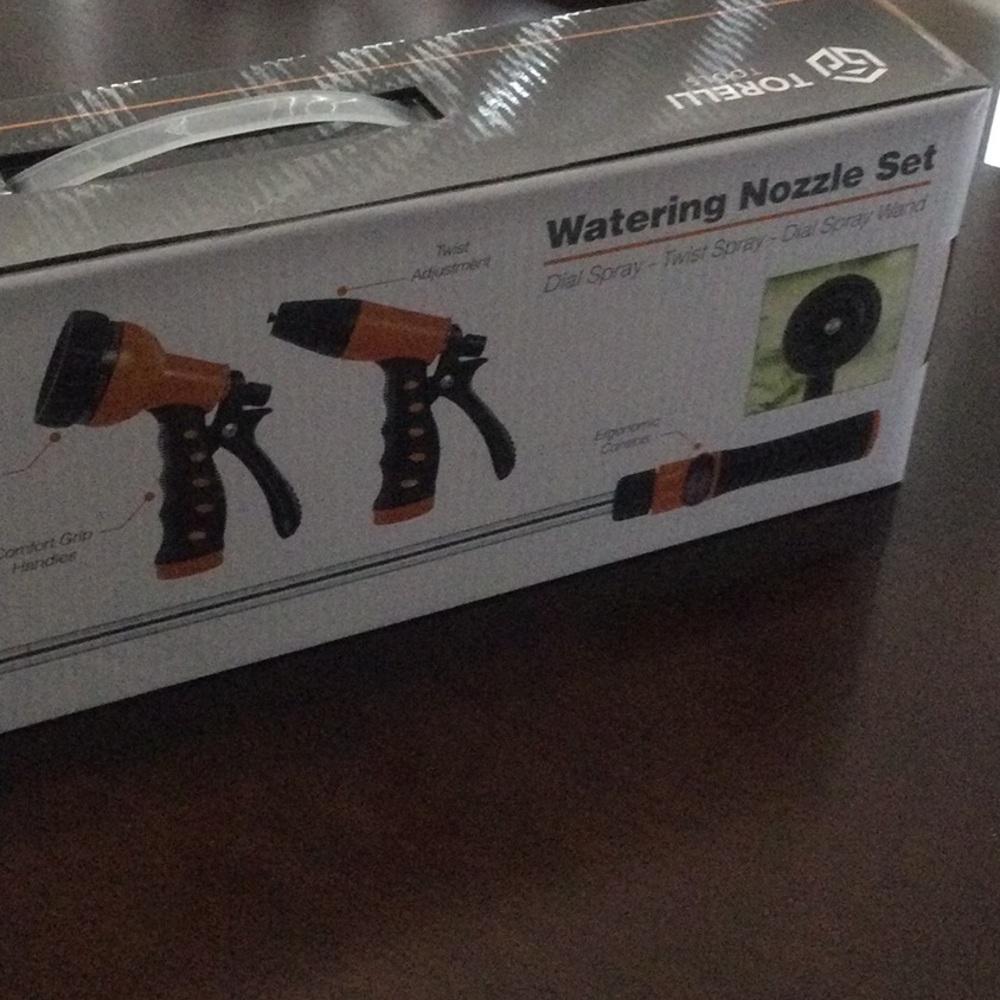 Watering nozzle set